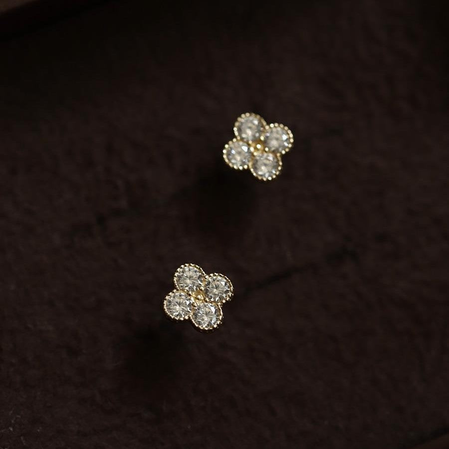 S925純銀四葉草耳釘鍍14k金蛋糕邊四鑽小花四鑽小眾百搭耳飾