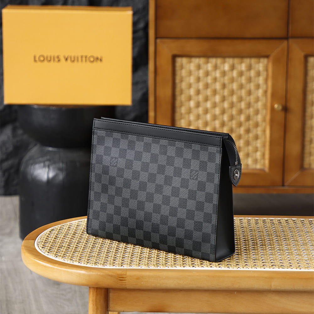 LV 路易威登 Leather Goods