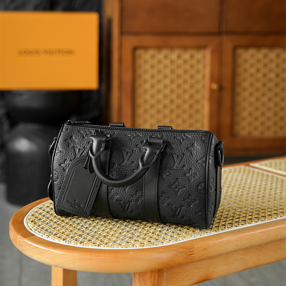 LV 路易威登 Leather Goods