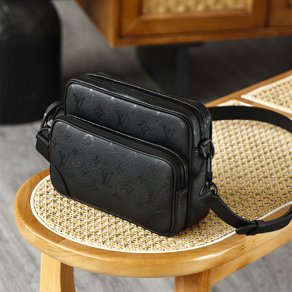 LV 路易威登 Leather Goods