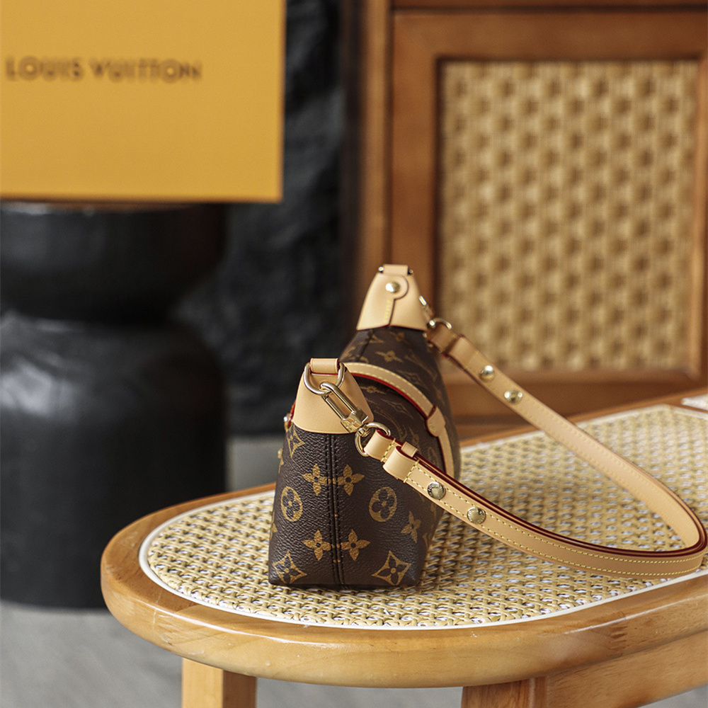 LV 路易威登 Leather Goods