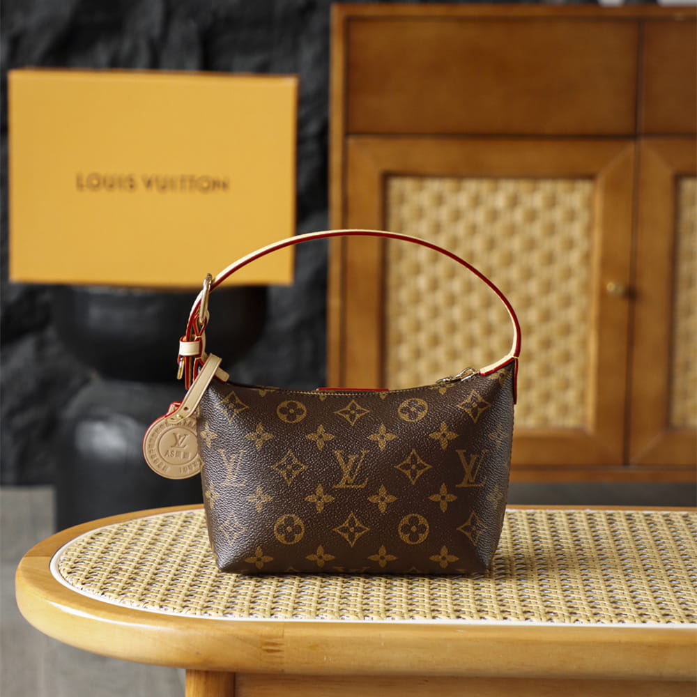 LV 路易威登 Leather Goods
