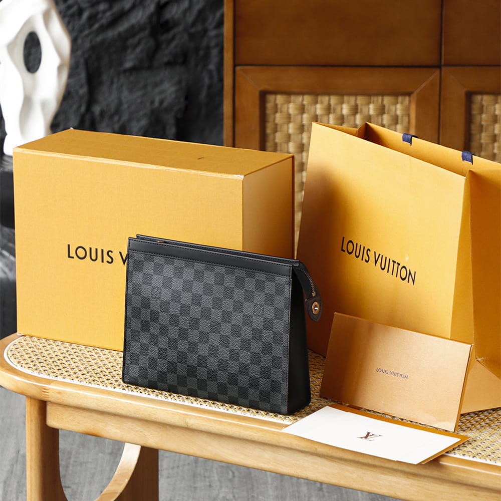 LV 路易威登 Leather Goods