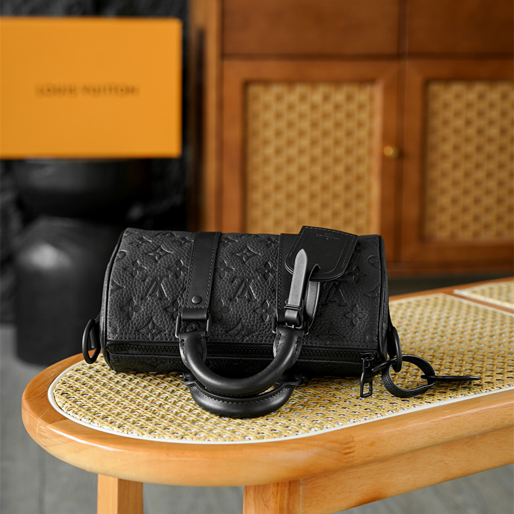 LV 路易威登 Leather Goods