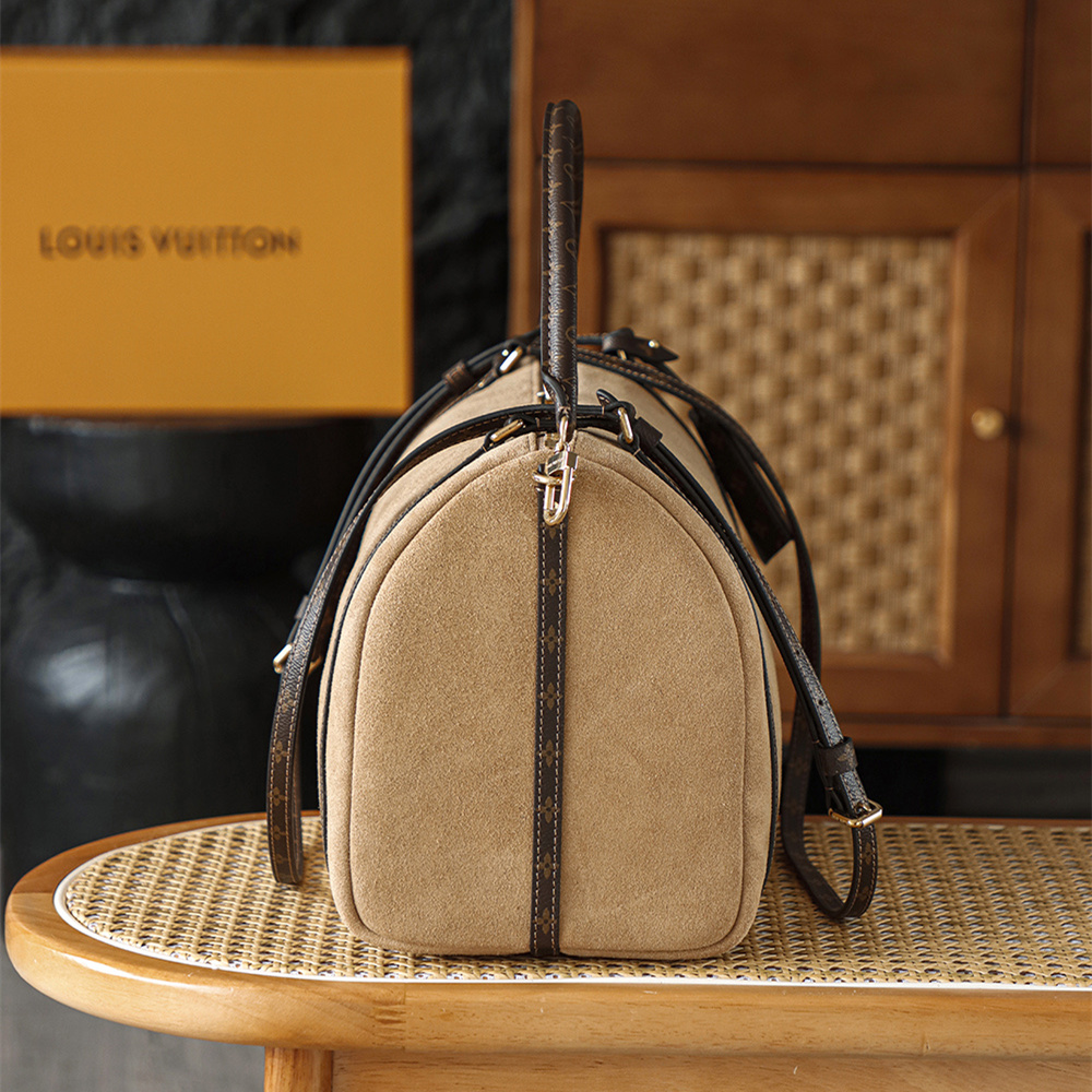 LV 路易威登 Leather Goods
