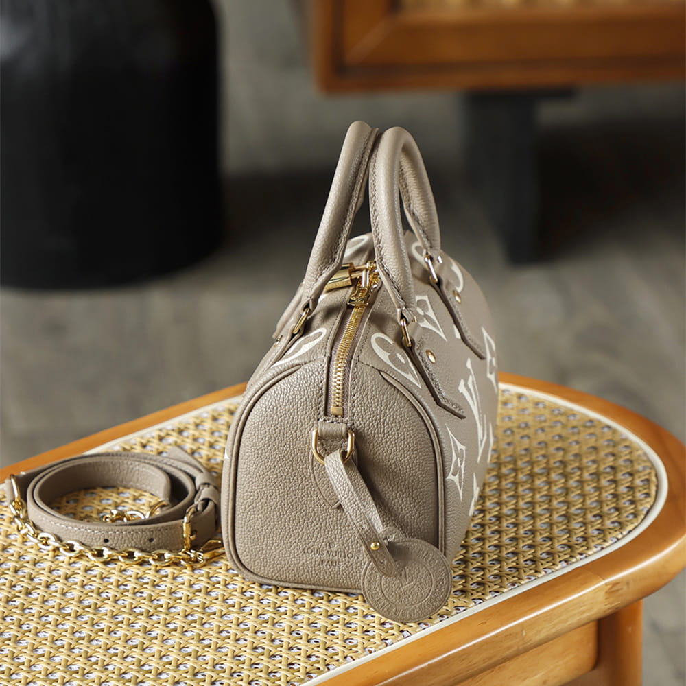 LV 路易威登 Leather Goods
