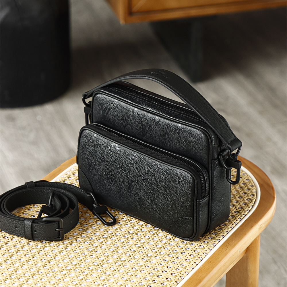 LV 路易威登 Leather Goods