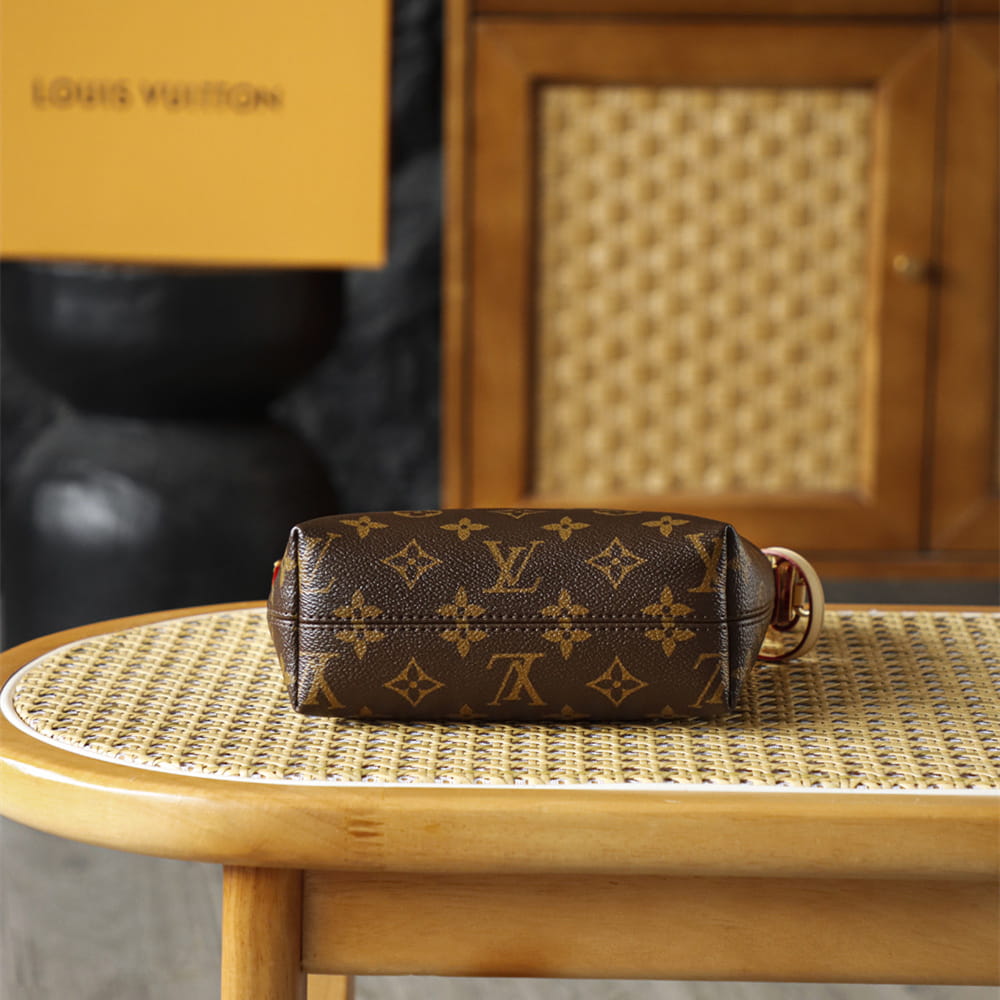 LV 路易威登 Leather Goods