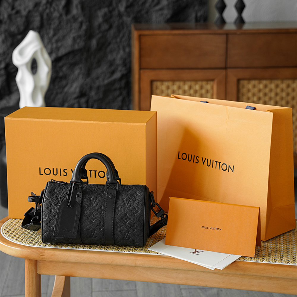 LV 路易威登 Leather Goods