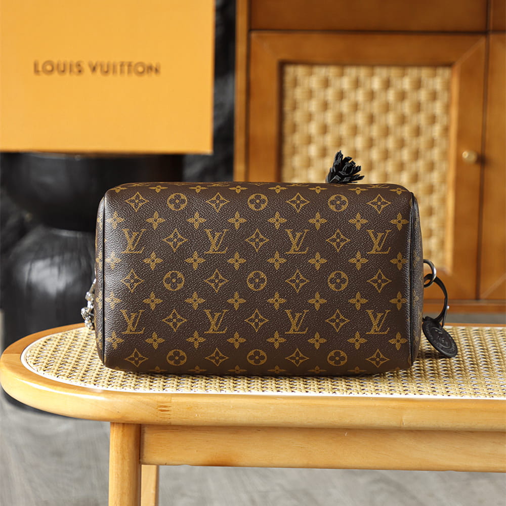 LV 路易威登 Leather Goods