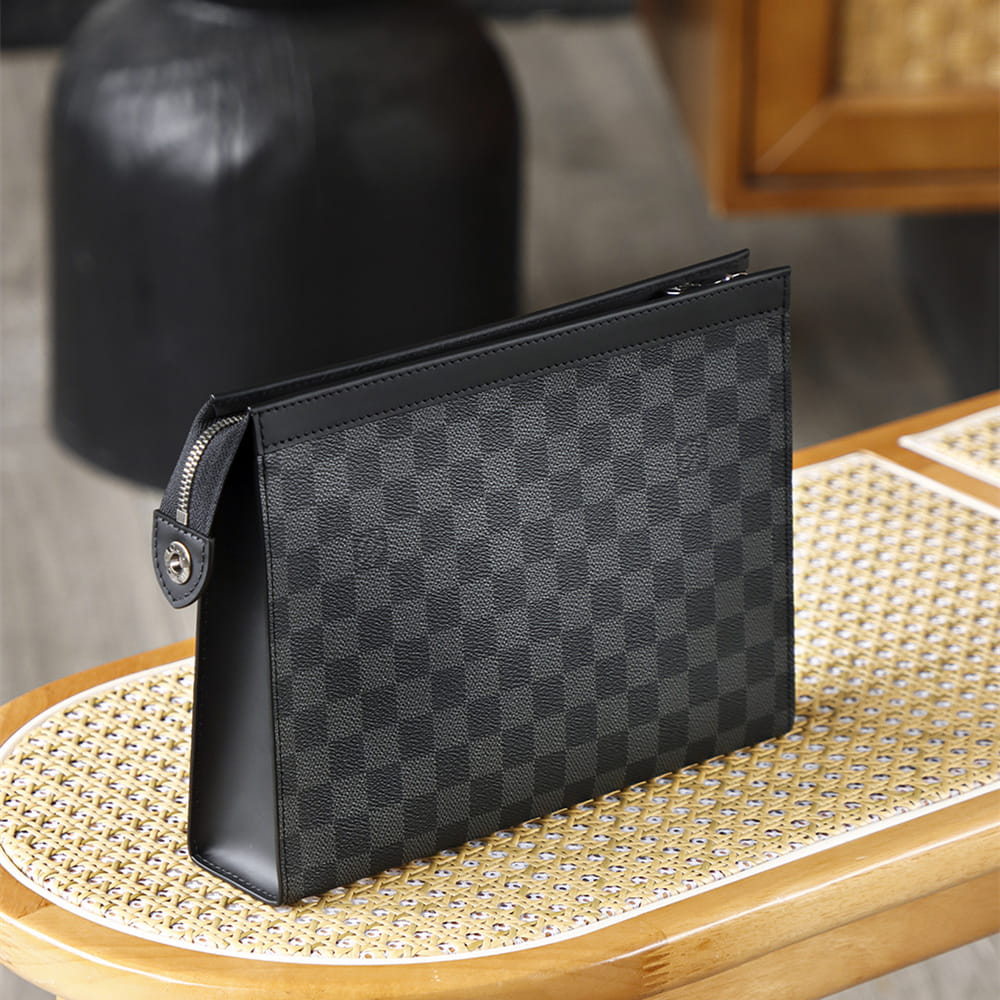 LV 路易威登 Leather Goods