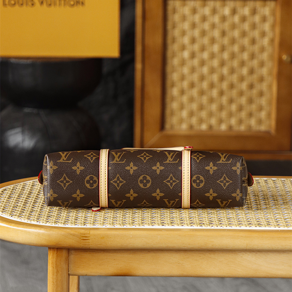 LV 路易威登 Leather Goods