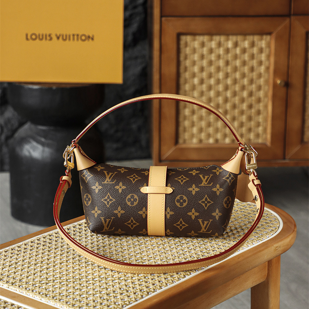 LV 路易威登 Leather Goods
