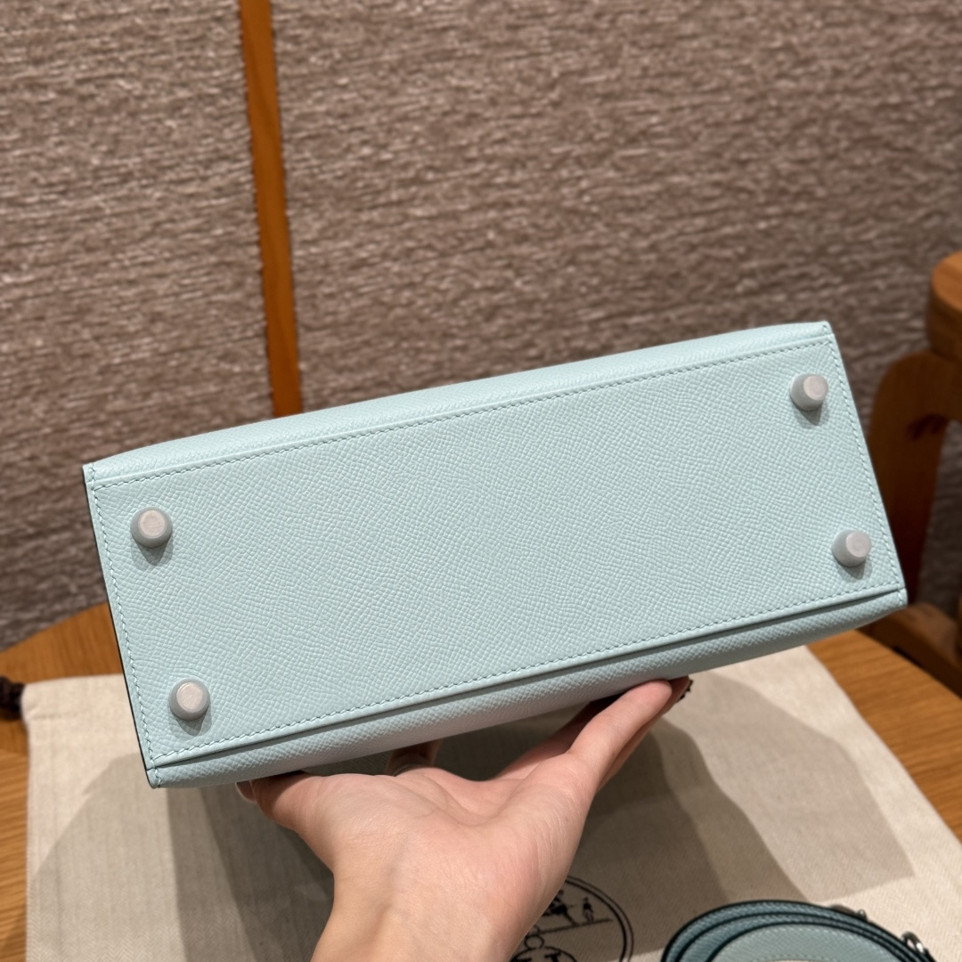 高仿Hermes*Kelly25系列H043110EPU2微風藍銀扣牛皮純手工