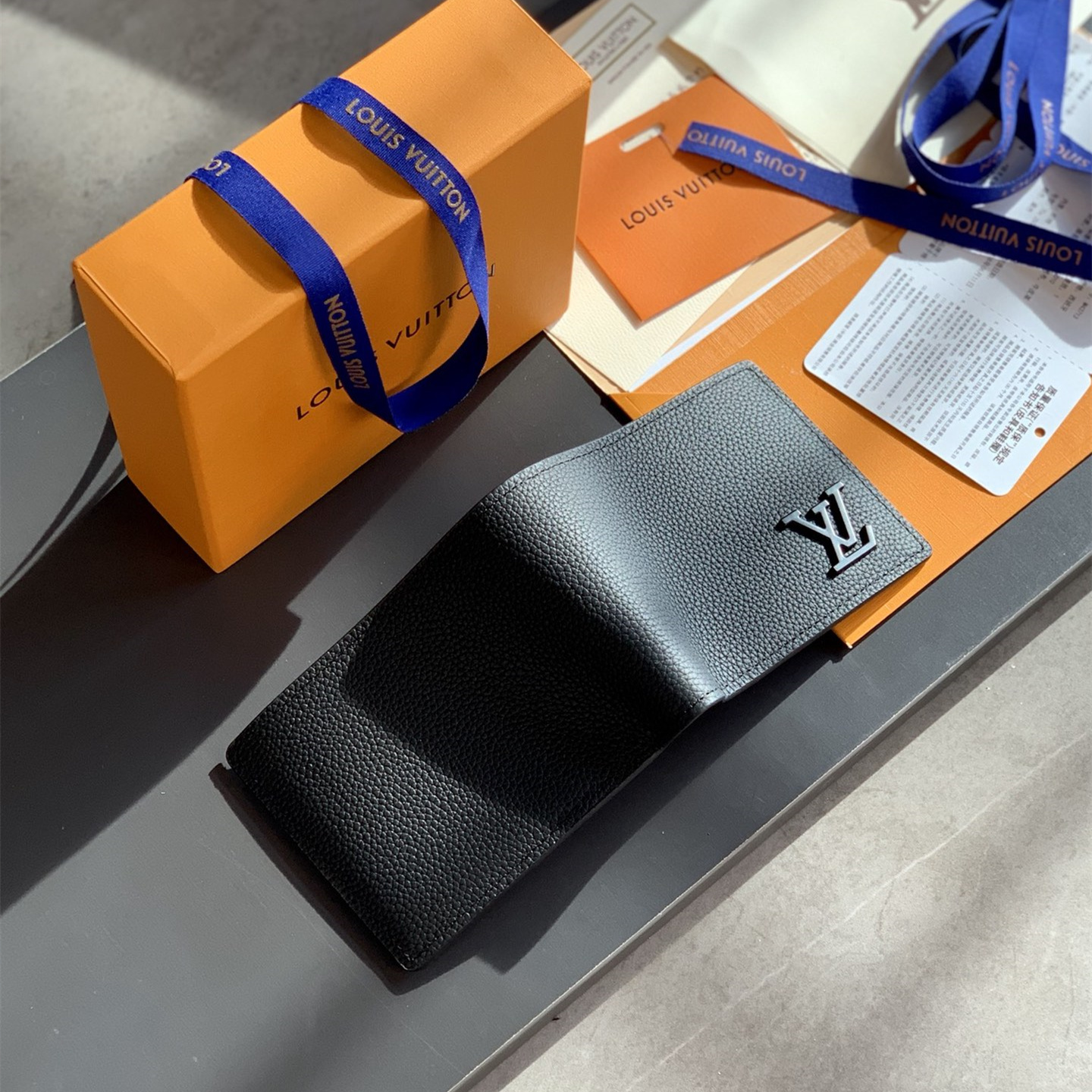 Louis Vuitton 路易威登 Leather Goods