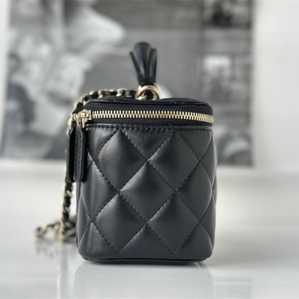 Chanel 香奈兒 Leather Goods