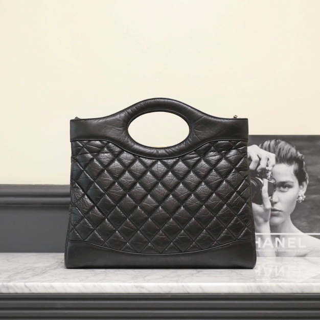 Chanel 香奈兒 Leather Goods