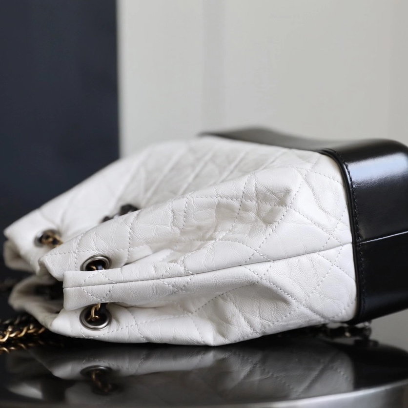 Chanel 香奈兒 Leather Goods