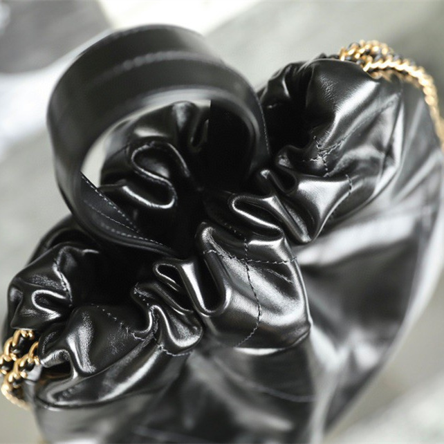 Chanel 香奈兒 Leather Goods