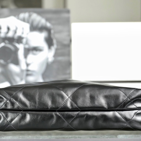 Chanel 香奈兒 Leather Goods