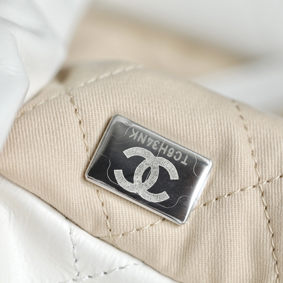Chanel 香奈兒 Leather Goods