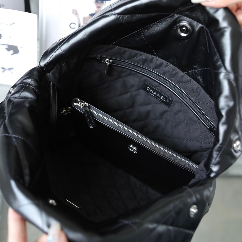 Chanel 香奈兒 Leather Goods