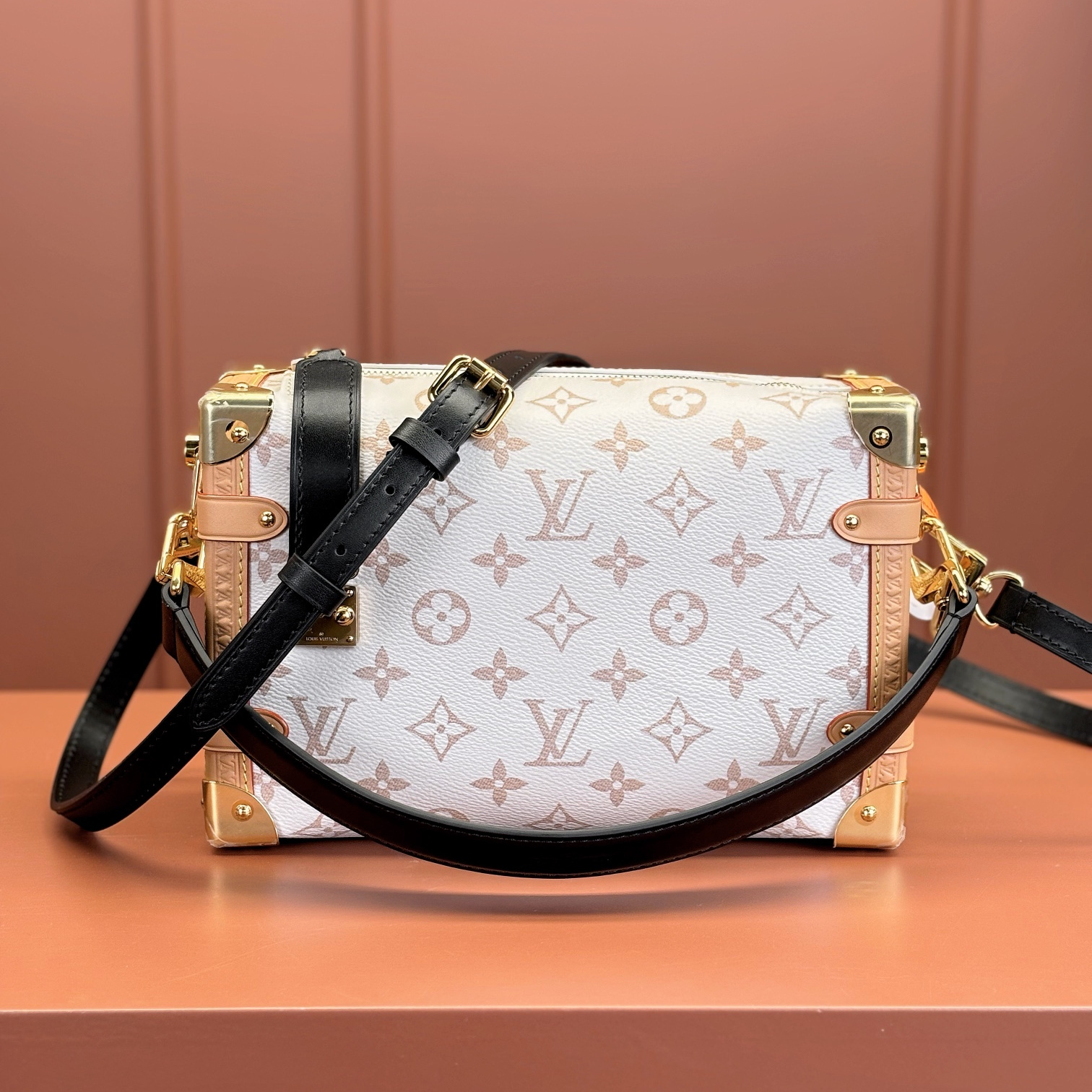 Louis Vuitton 路易威登 Leather Goods