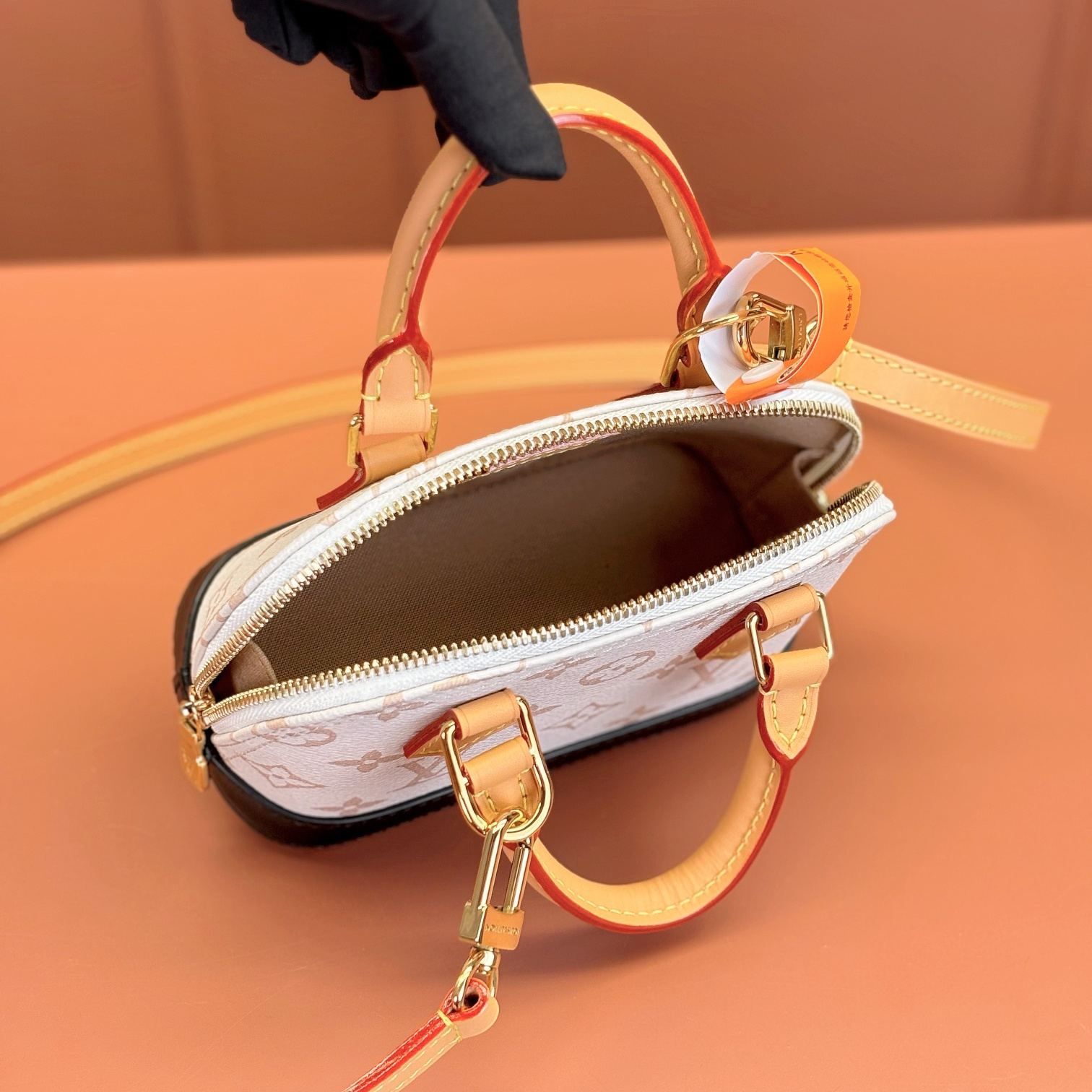 Louis Vuitton 路易威登 Leather Goods