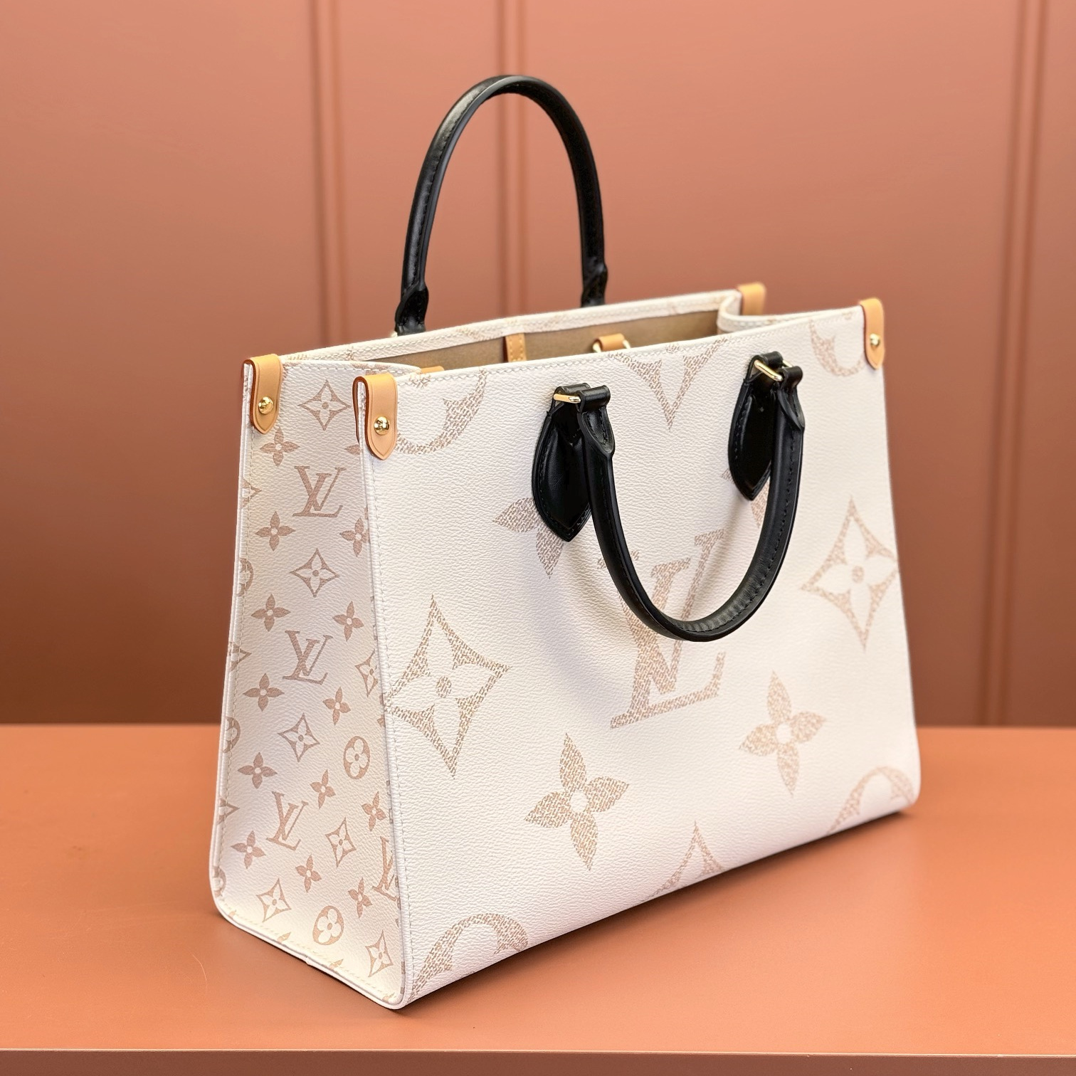 Louis Vuitton 路易威登 Leather Goods