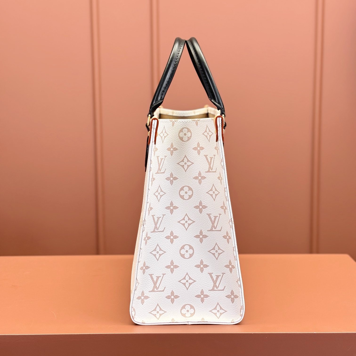 Louis Vuitton 路易威登 Leather Goods