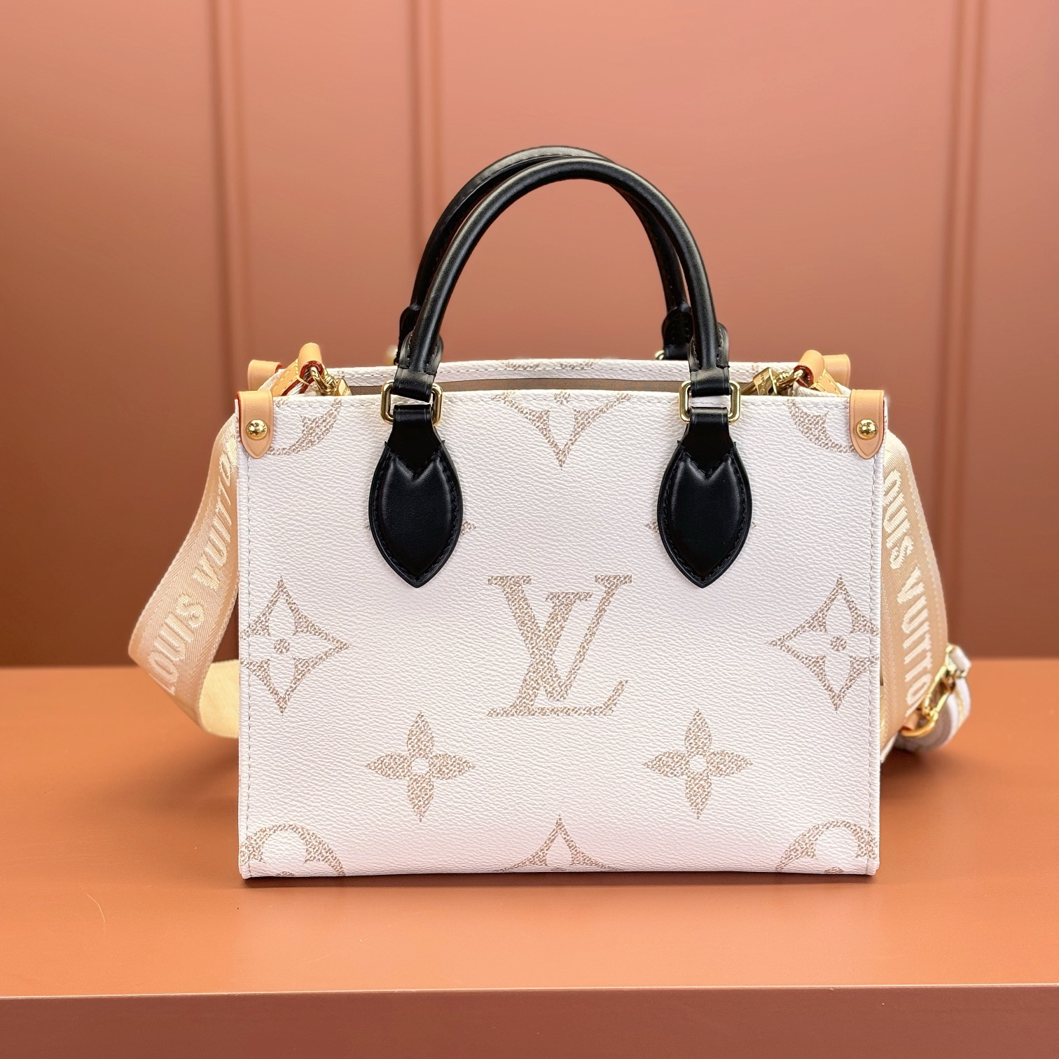 Louis Vuitton 路易威登 Leather Goods