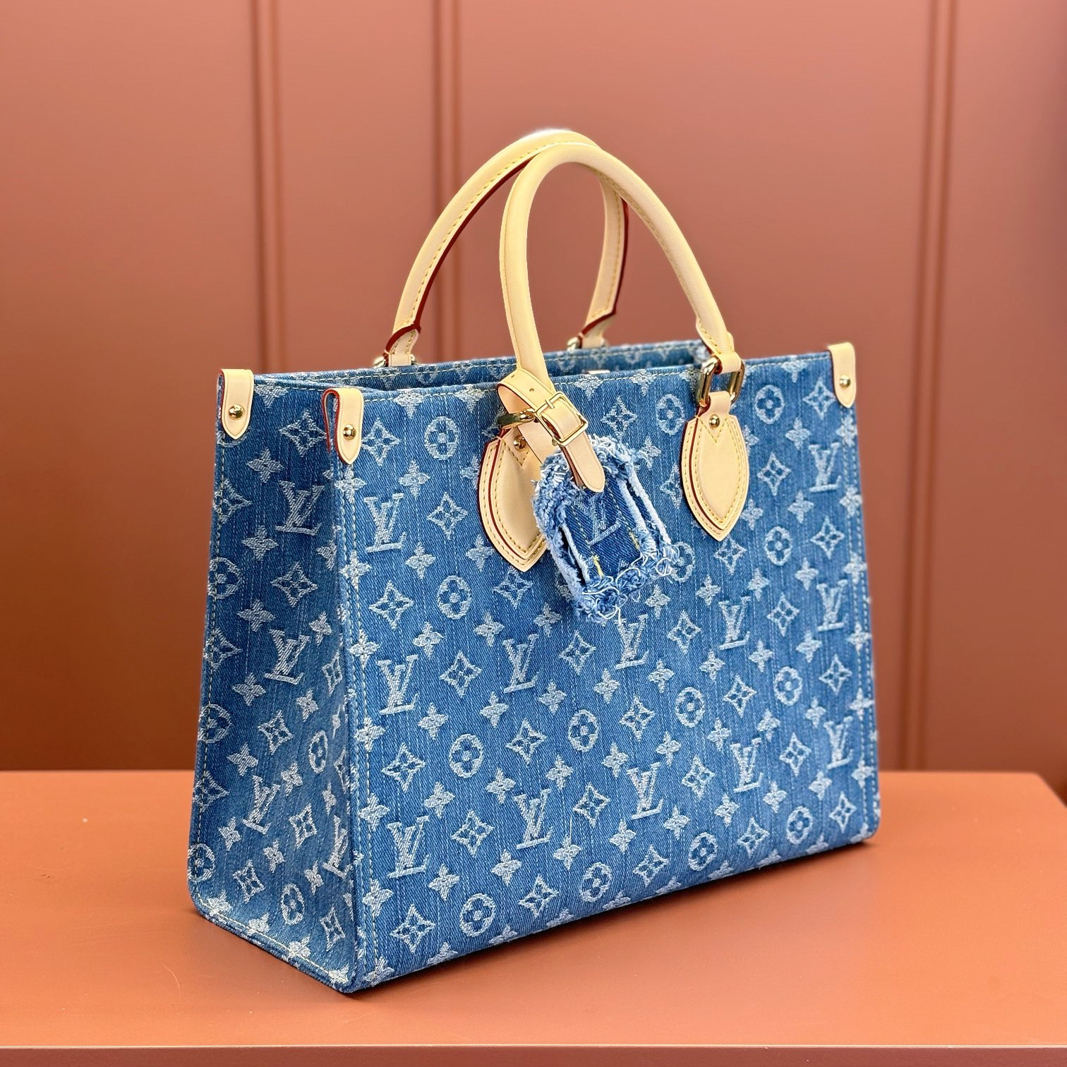 Louis Vuitton 路易威登 Leather Goods