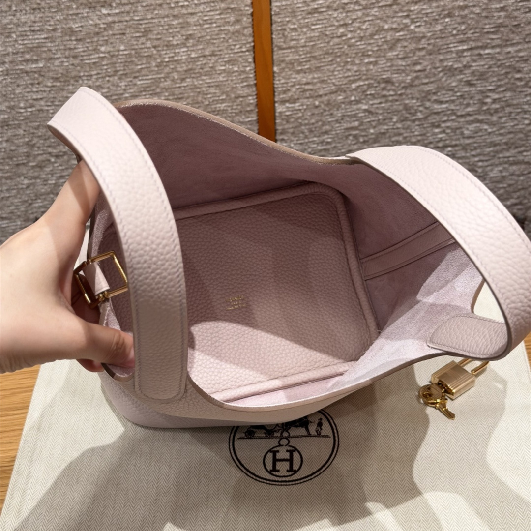 Hermès 愛馬仕 Leather Goods