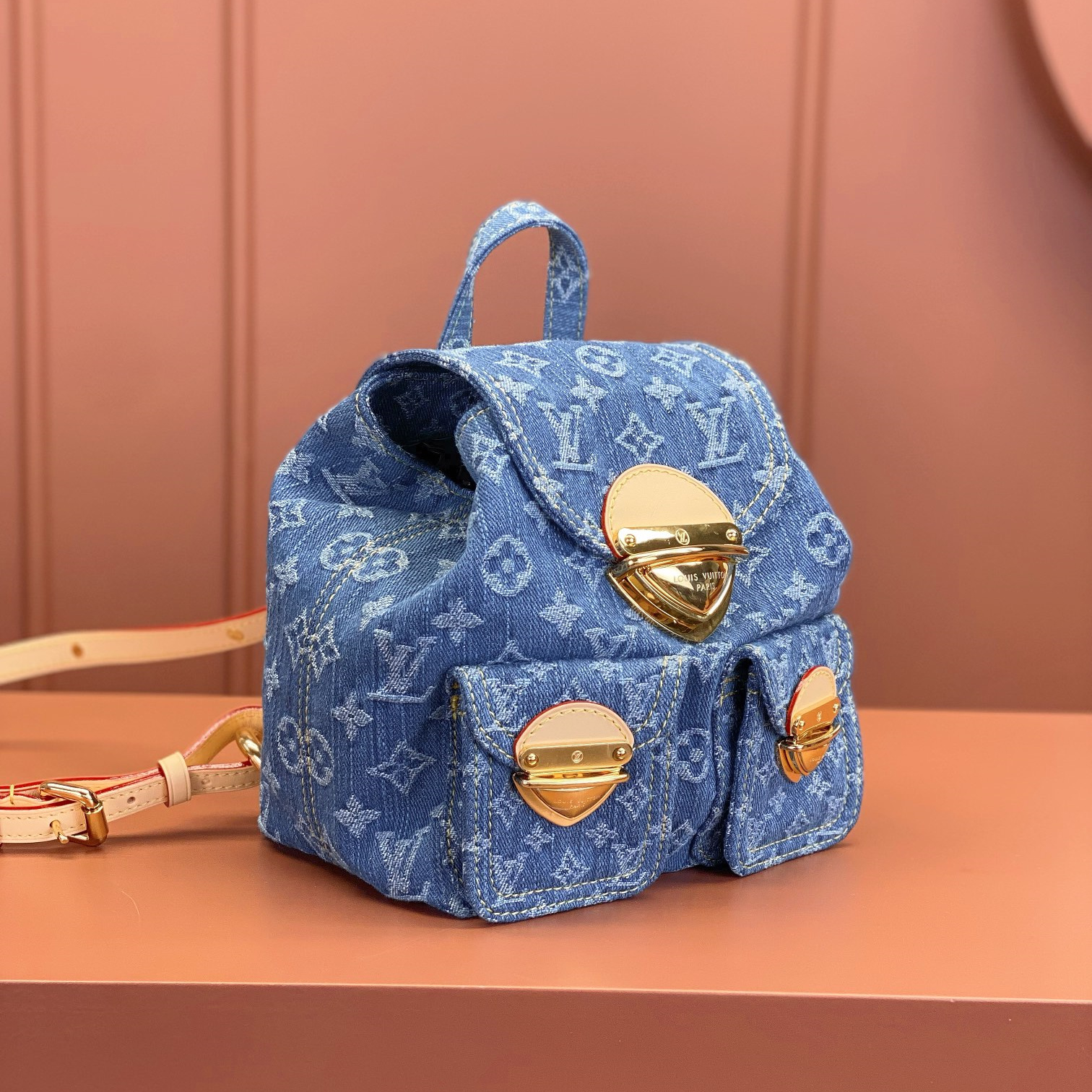 Louis Vuitton 路易威登 Leather Goods