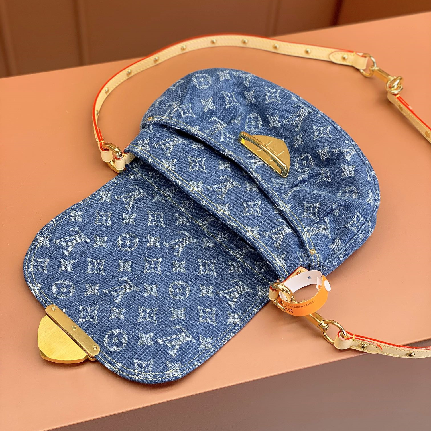 Louis Vuitton 路易威登 Leather Goods
