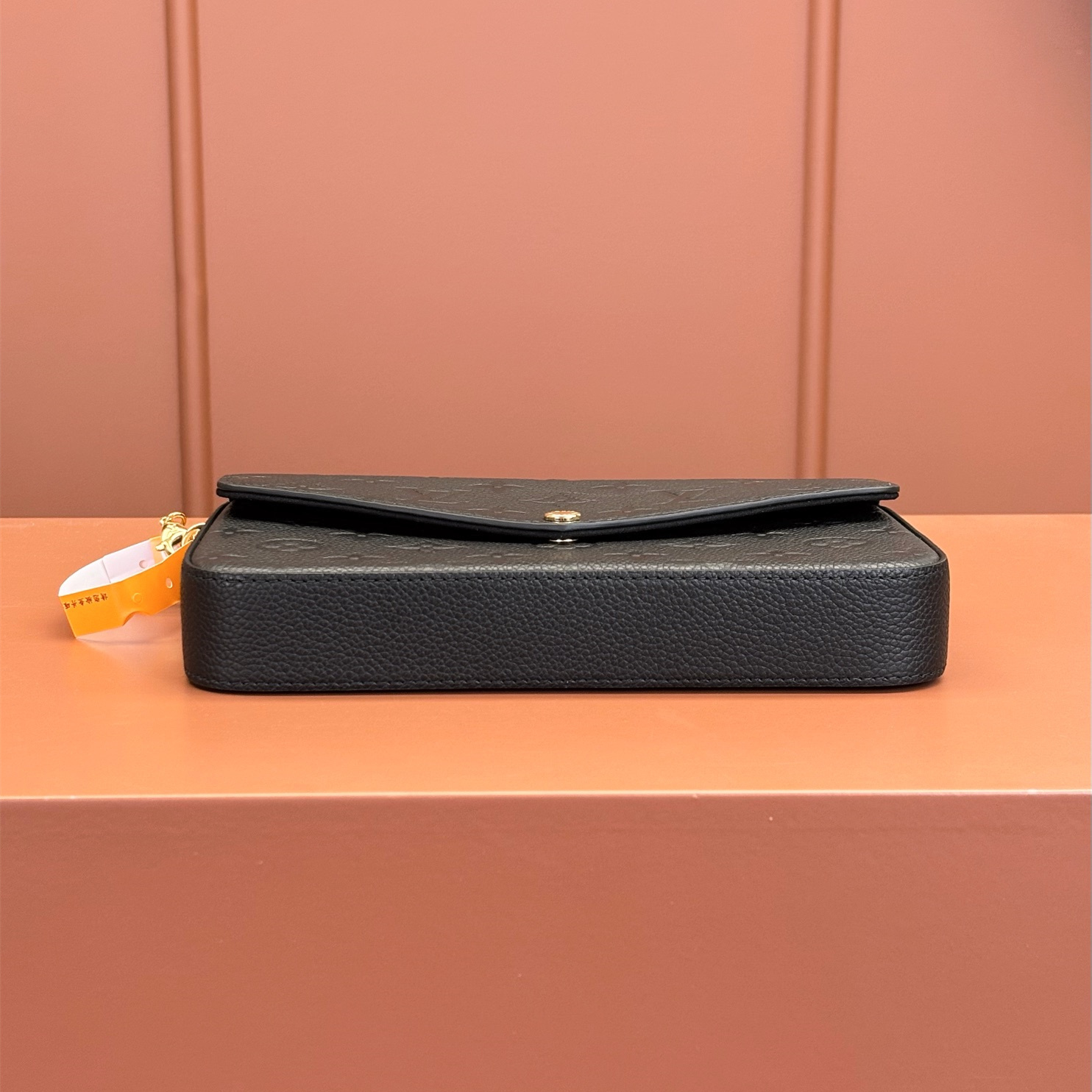 Louis Vuitton 路易威登 Chain Bag