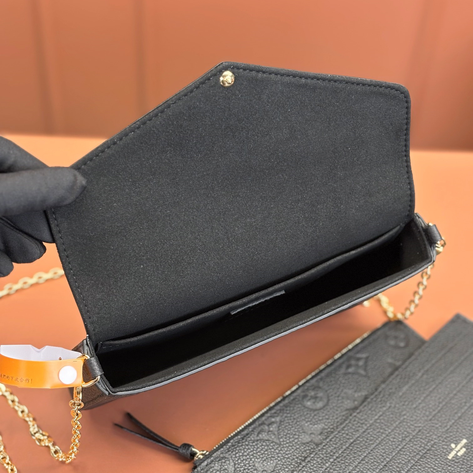 Louis Vuitton 路易威登 Chain Bag