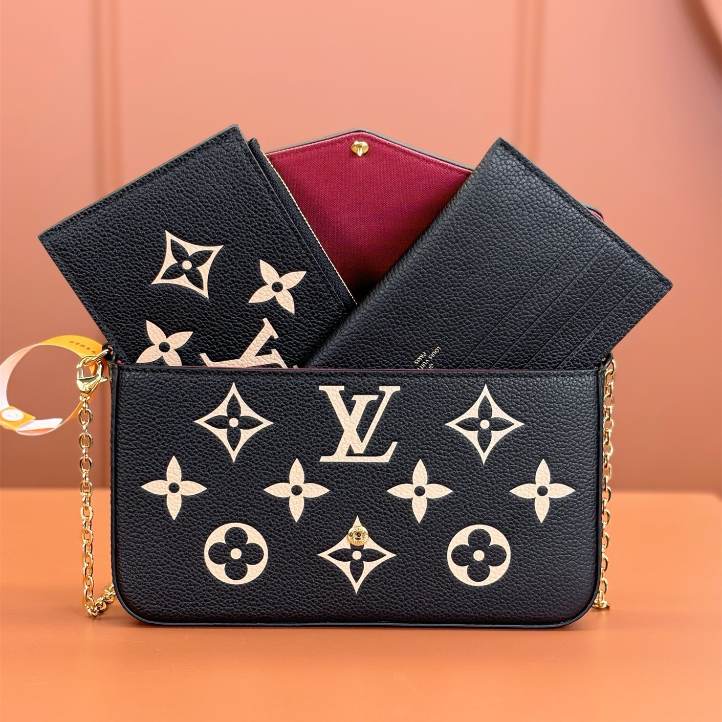 Louis Vuitton 路易威登 Chain Bag