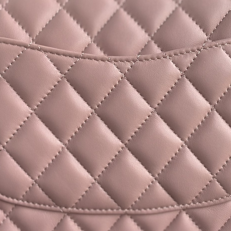 Chanel 香奈兒 Leather Goods
