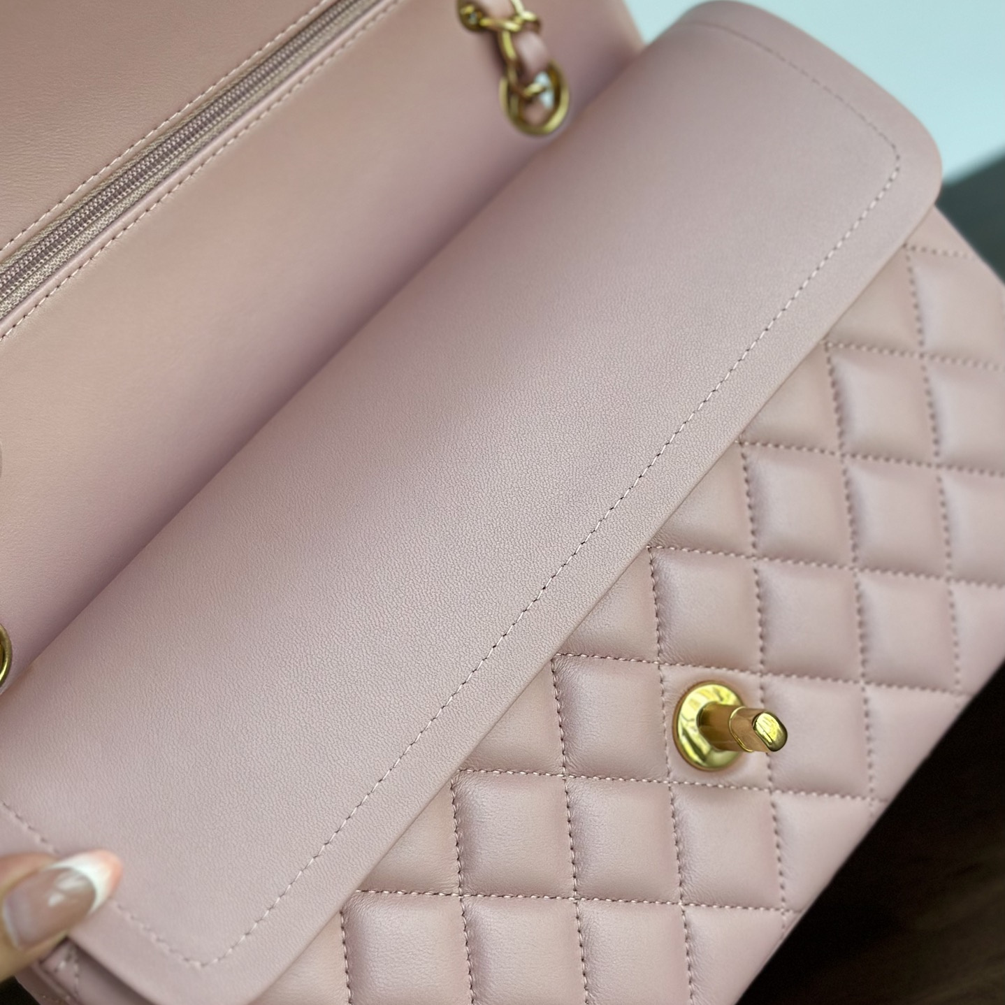 Chanel 香奈兒 Leather Goods