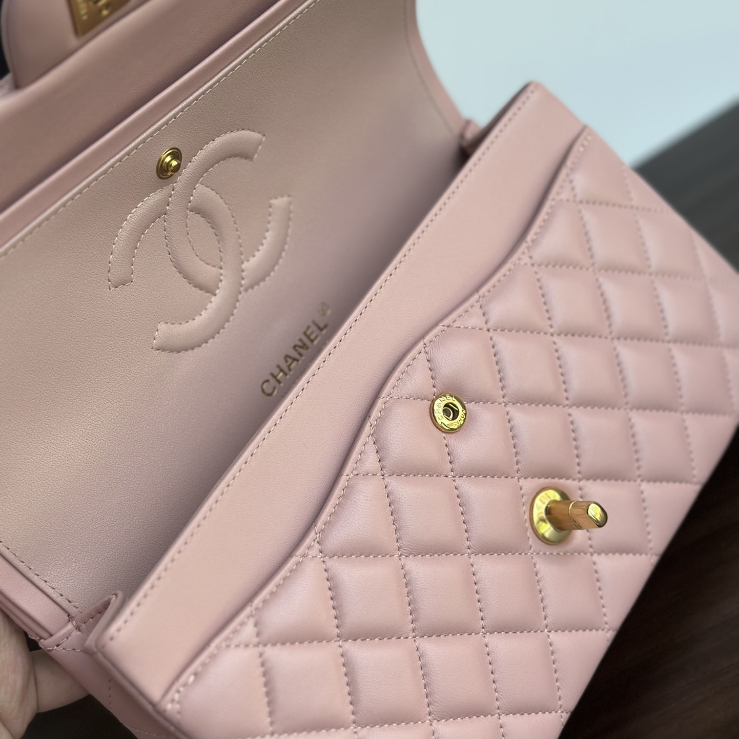 Chanel 香奈兒 Leather Goods