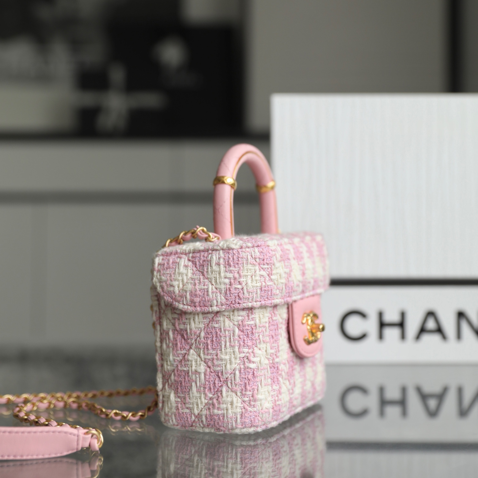 Chanel 香奈兒 Leather Goods