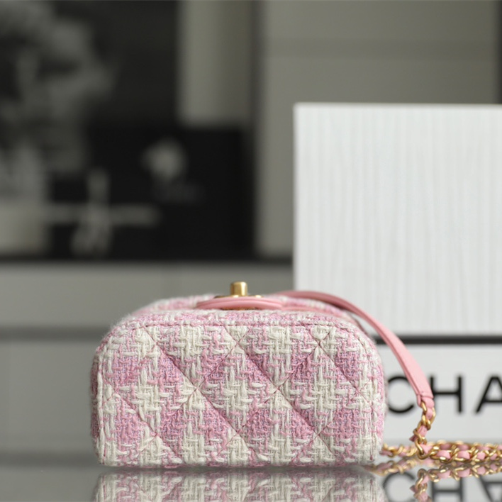 Chanel 香奈兒 Leather Goods