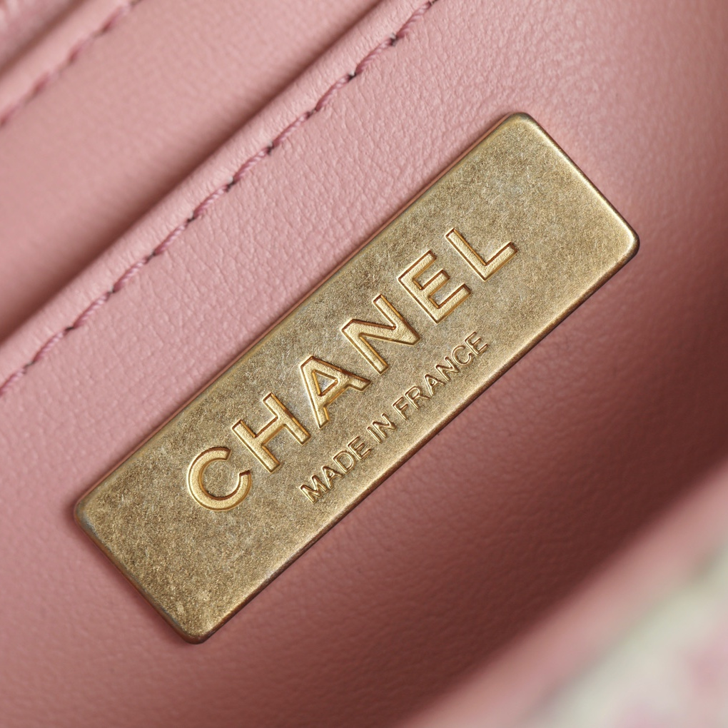 Chanel 香奈兒 Leather Goods