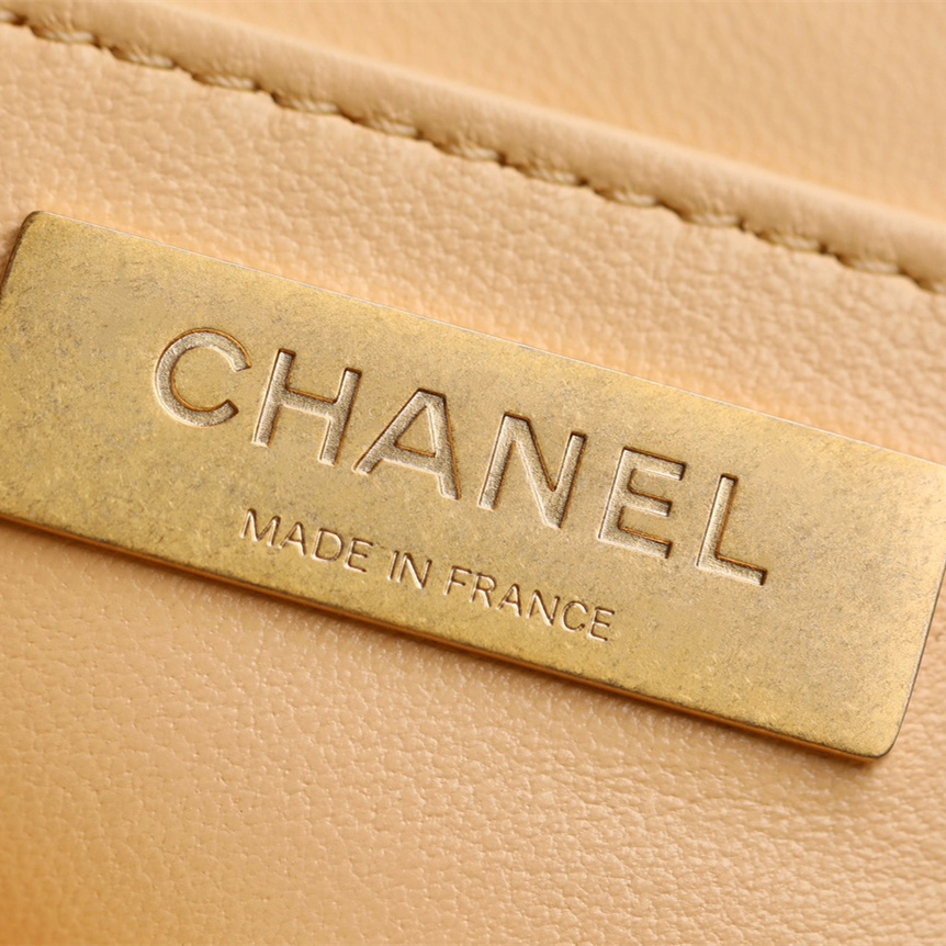 Chanel 香奈兒 Leather Goods