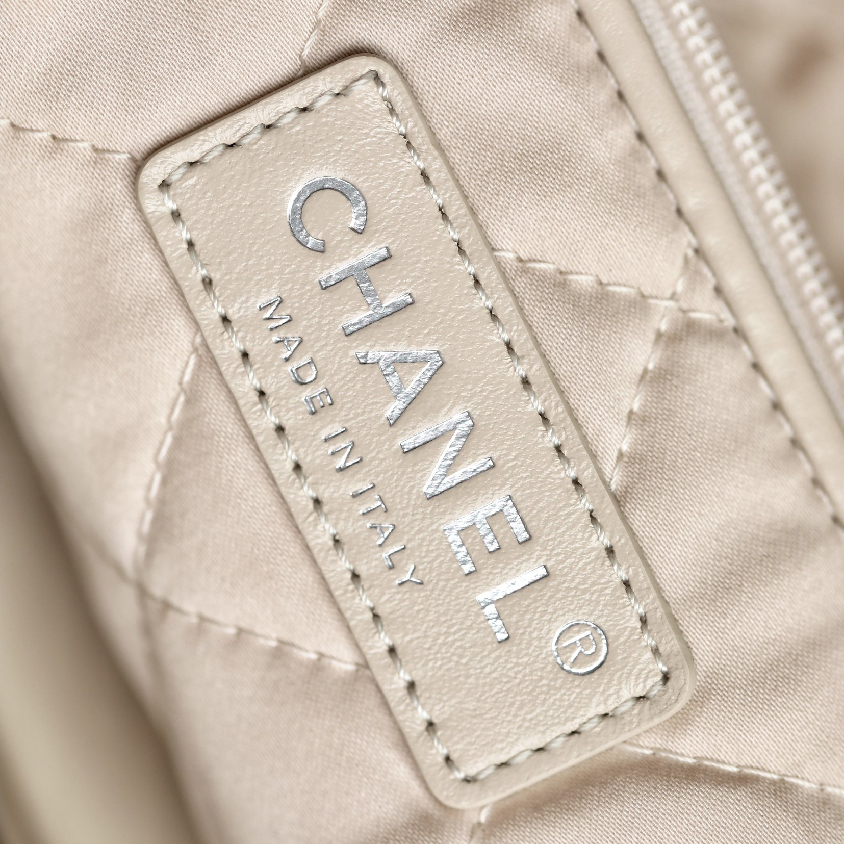 Chanel 香奈兒 Leather Goods