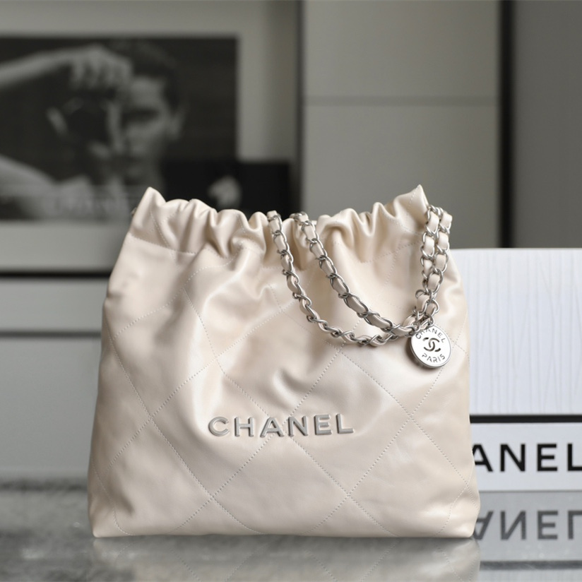 Chanel 香奈兒 Leather Goods