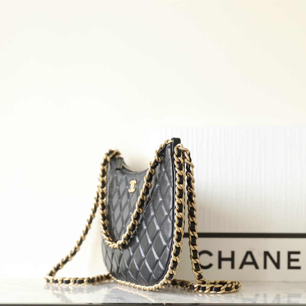 Chanel 香奈兒 Leather Goods