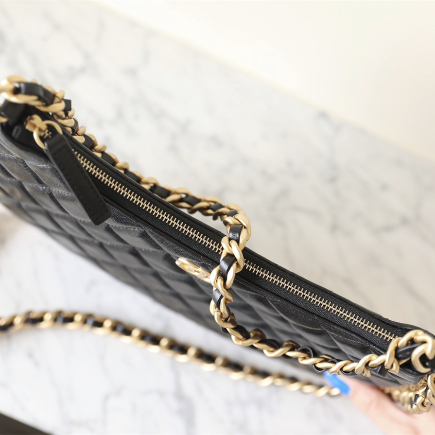 Chanel 香奈兒 Leather Goods
