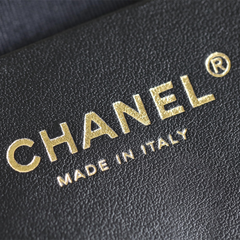 Chanel 香奈兒 Leather Goods